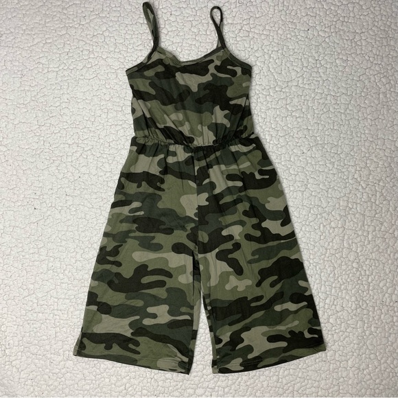 Other - Little Girls Sleeveless Camo Romper 4T